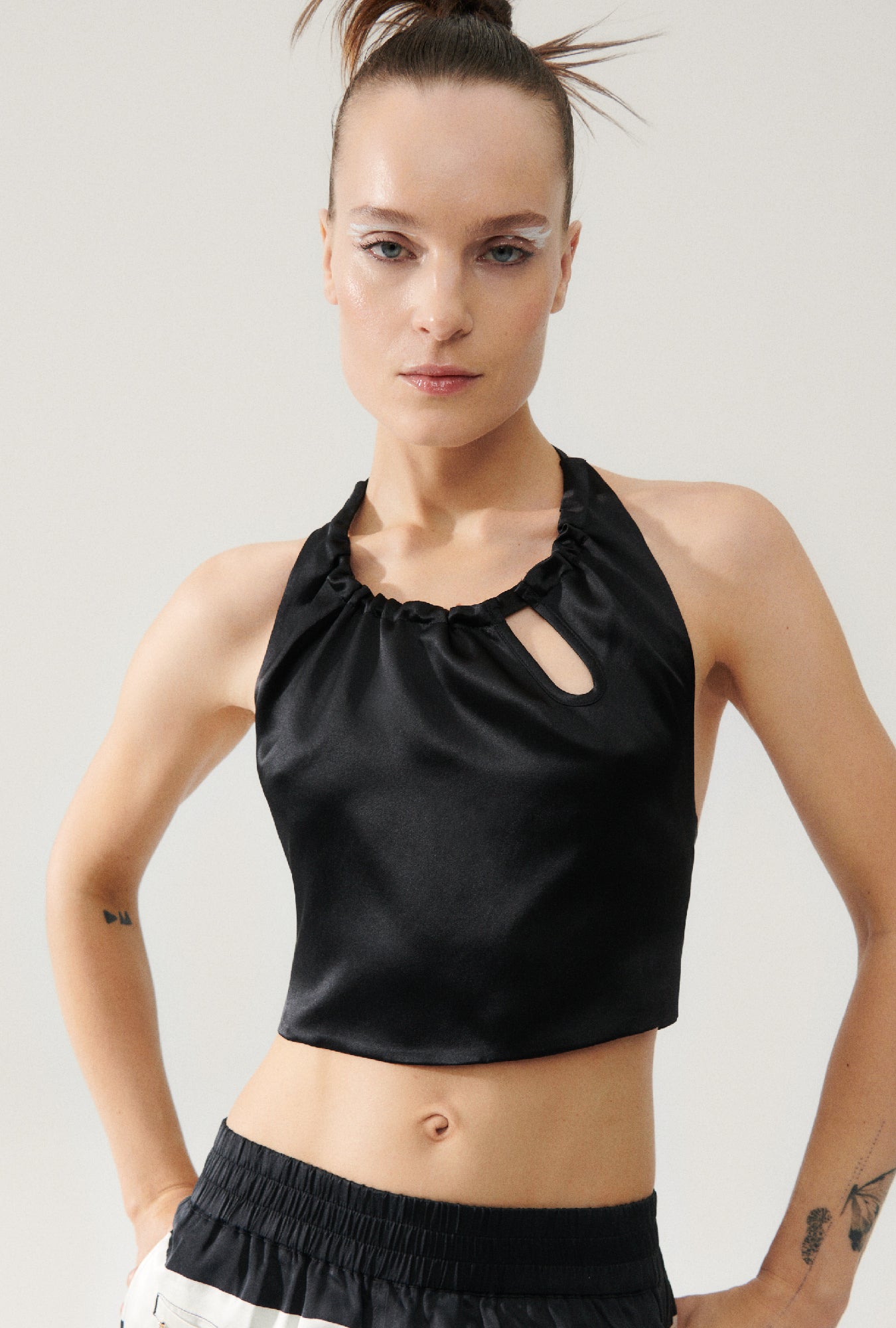 HALTER TOP BLACK