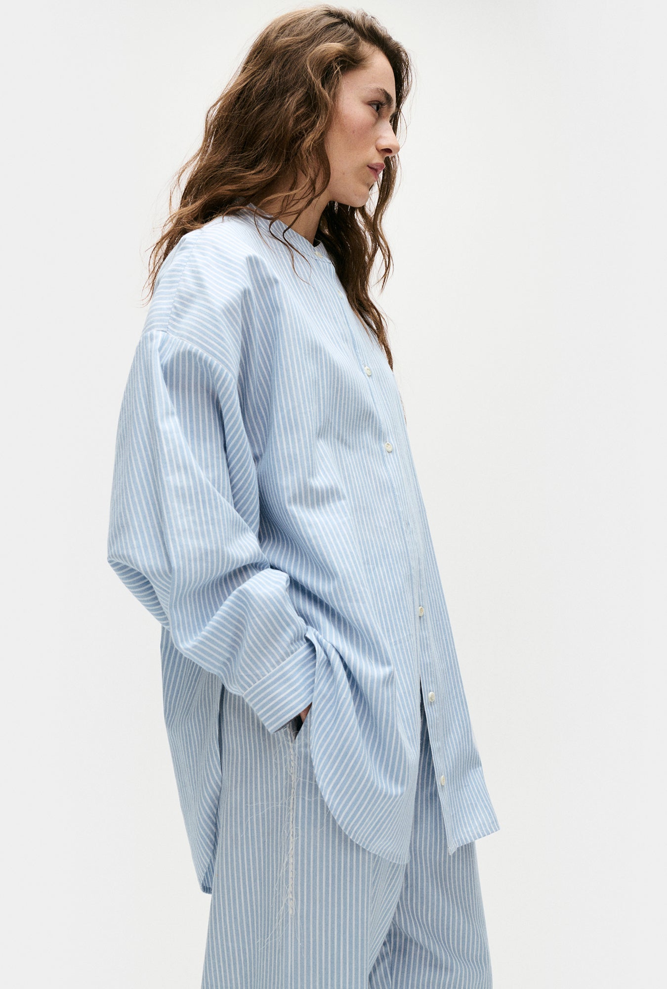 COTTON COLLARLESS ROUND SHIRT STORM STRIPE