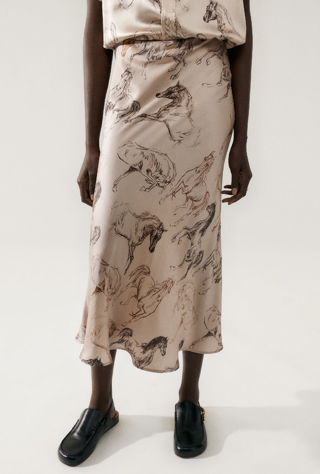 LONG BIAS CUT SKIRT WILD HORSES