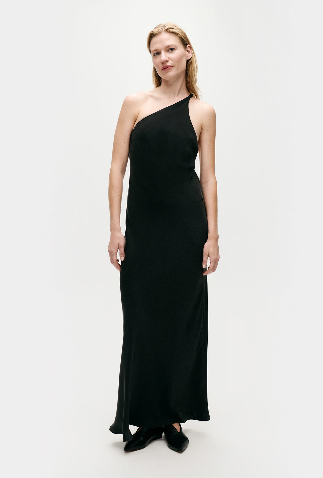 SLOPE DRESS BLACK