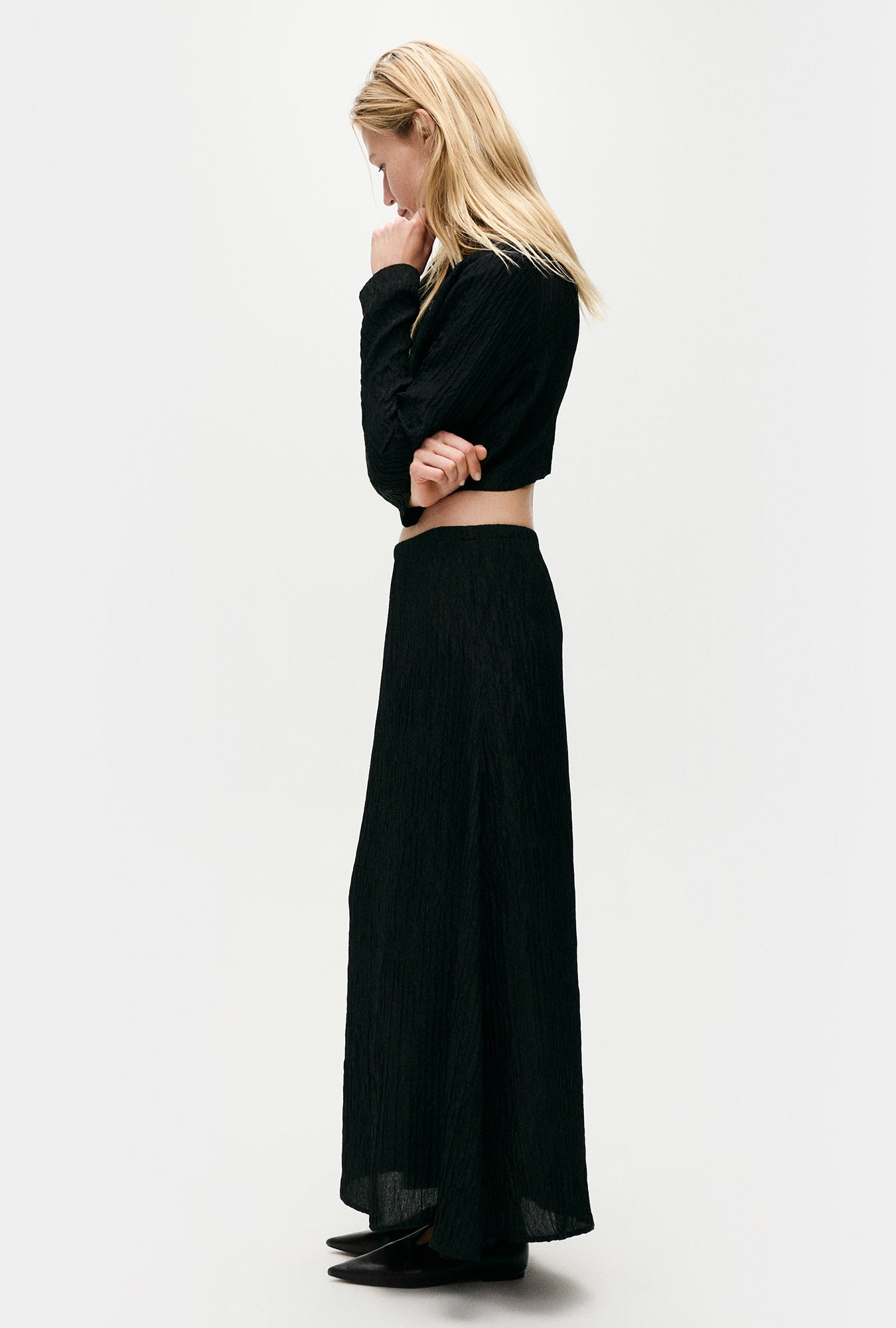 CRINKLE LONG BIAS CUT SKIRT BLACK