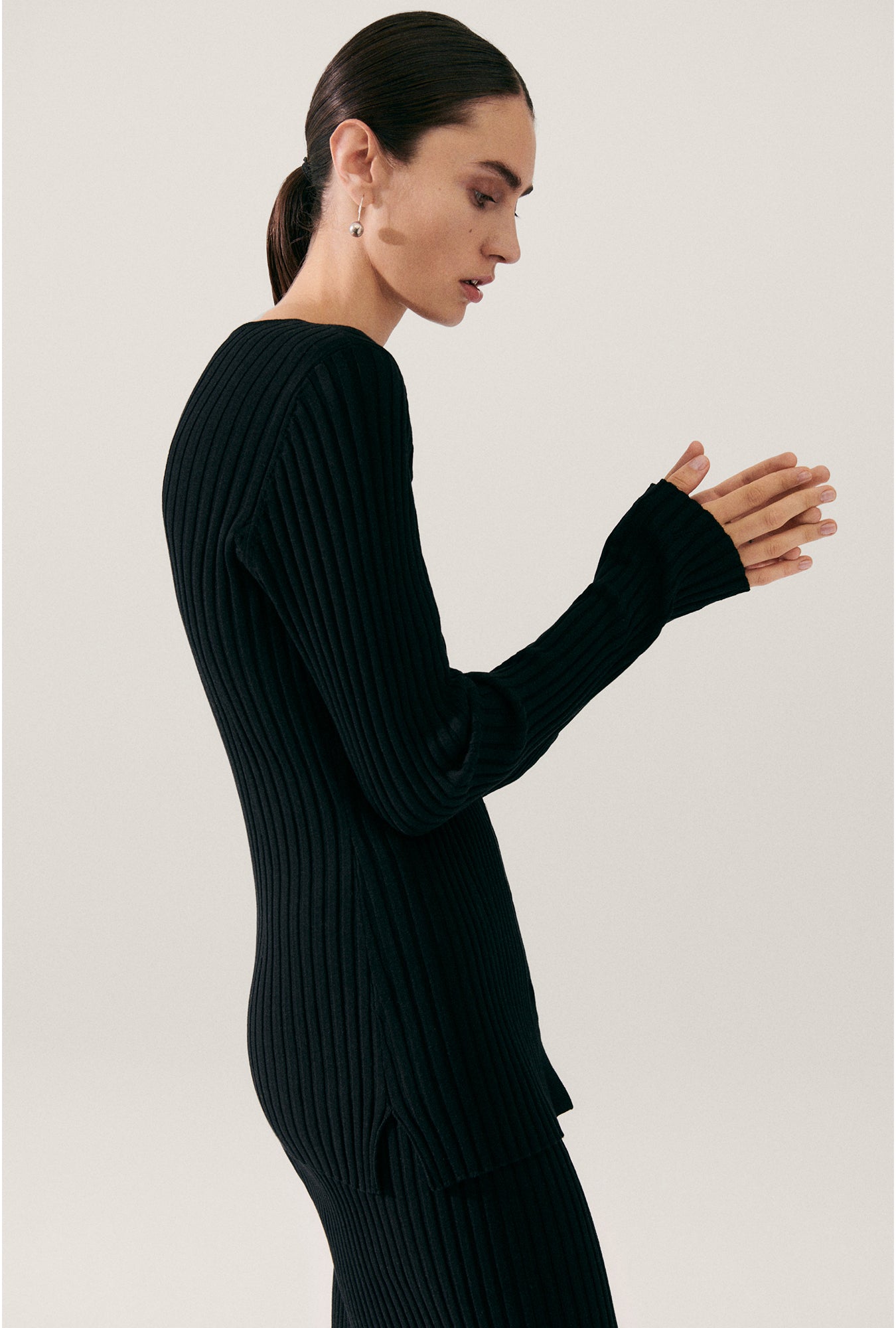 RIBBED CARDIGAN BLACK