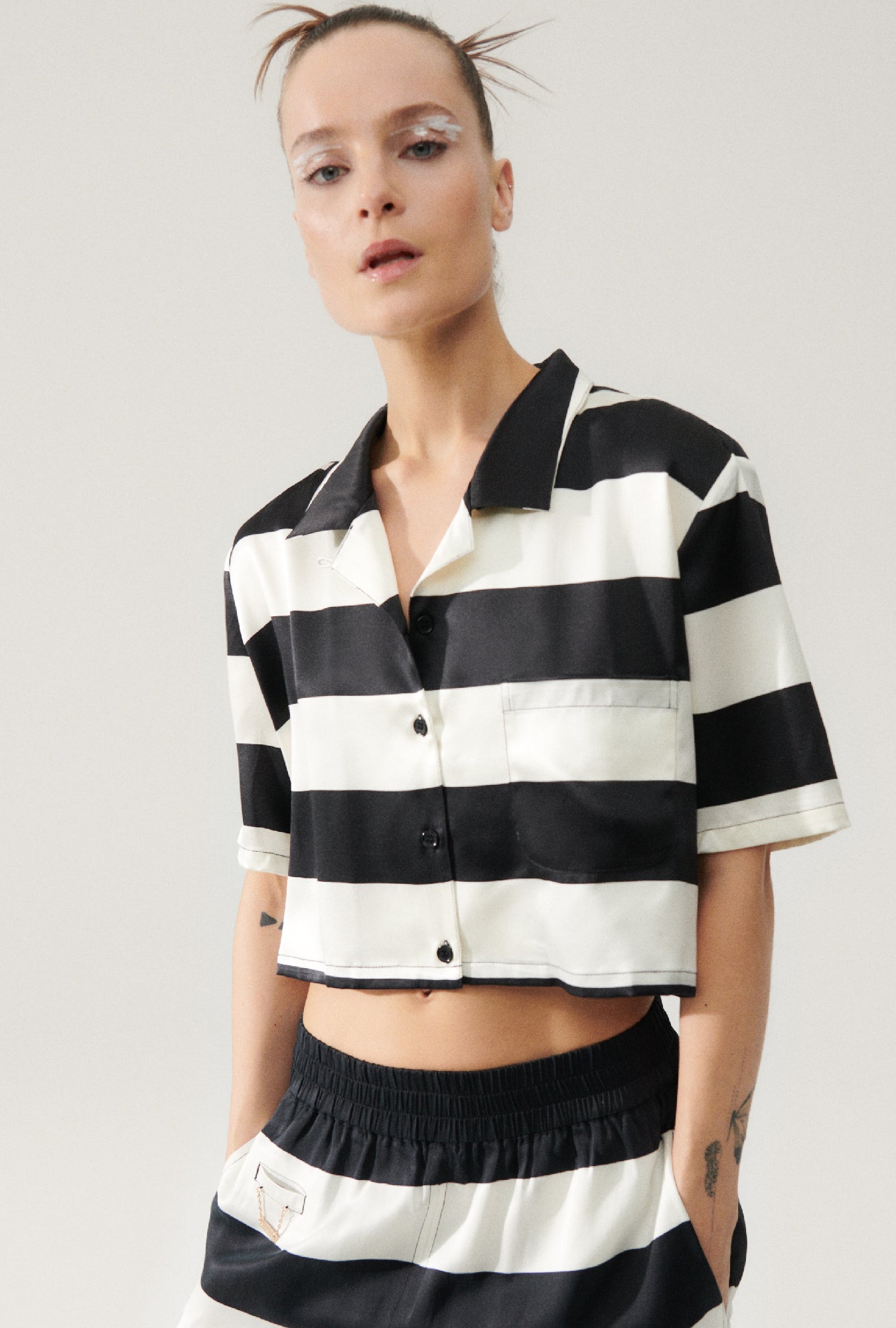 HEAVY CROPPED CAMP SHIRT BLACK STRIPE