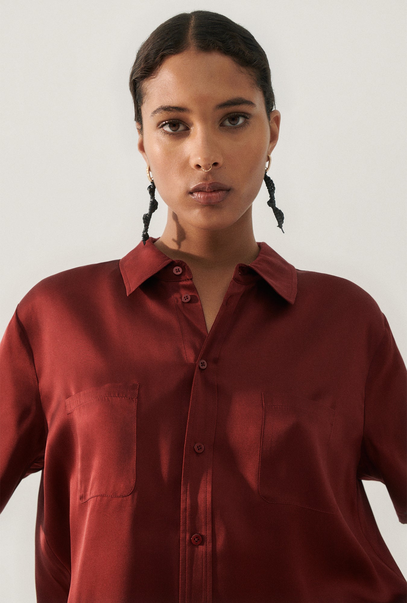 SHORT SLEEVE BOYFRIEND SHIRT GARNET